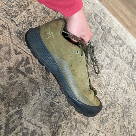 Arcteryx approach shoes - Picture 3 of 4